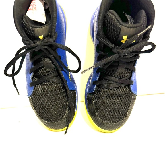 Unfer Armour Basketball - Picture 14 of 15